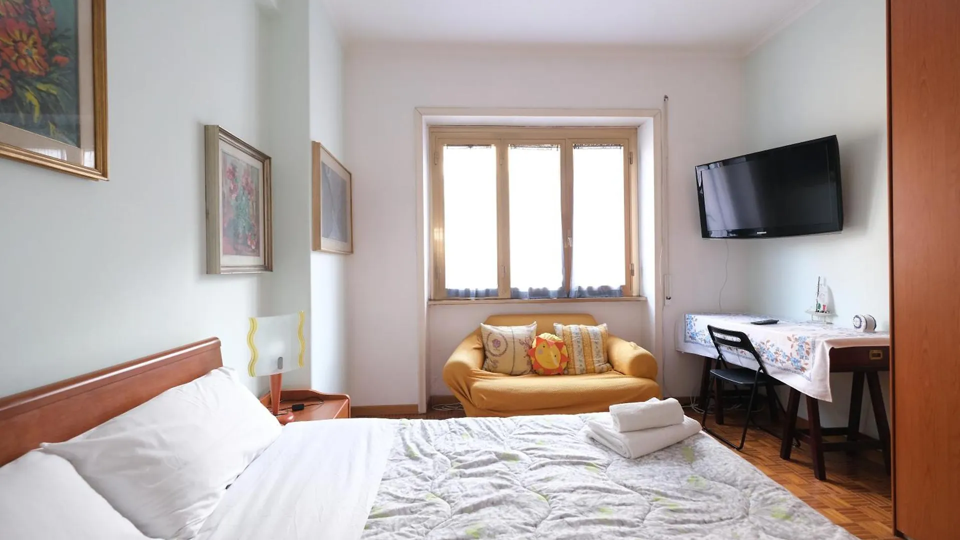 Guest House Piazza Tarquinia Rome Italy